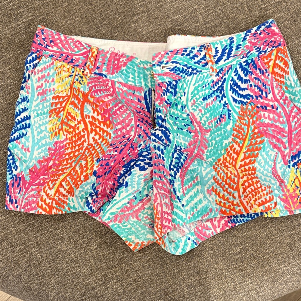 Lilly Pulitzer Multicolor Leaf Print Shorts